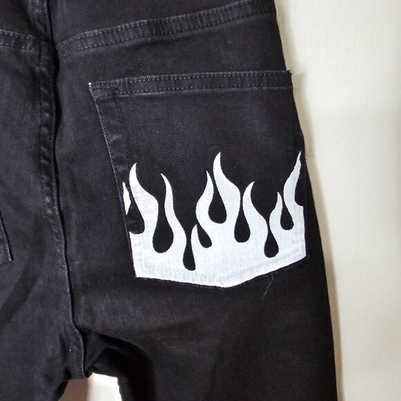 NWT Subdued Black Crop Flare Button Fly Raw Hem Front and Pocket White Flames 26 - Picture 11 of 12
